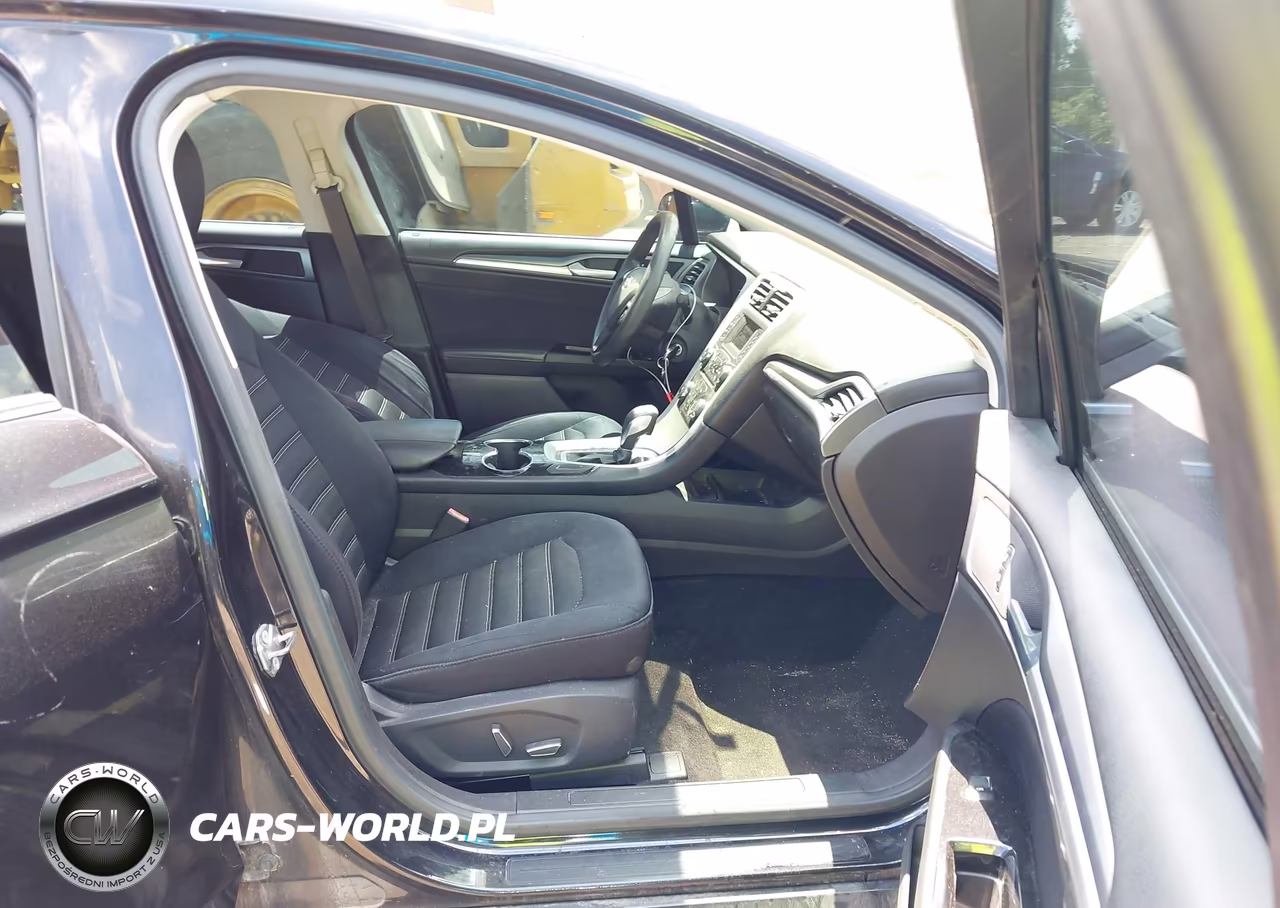 2015 Ford Fusion Se VIN:3FA6P0HDXFR261535 - 5