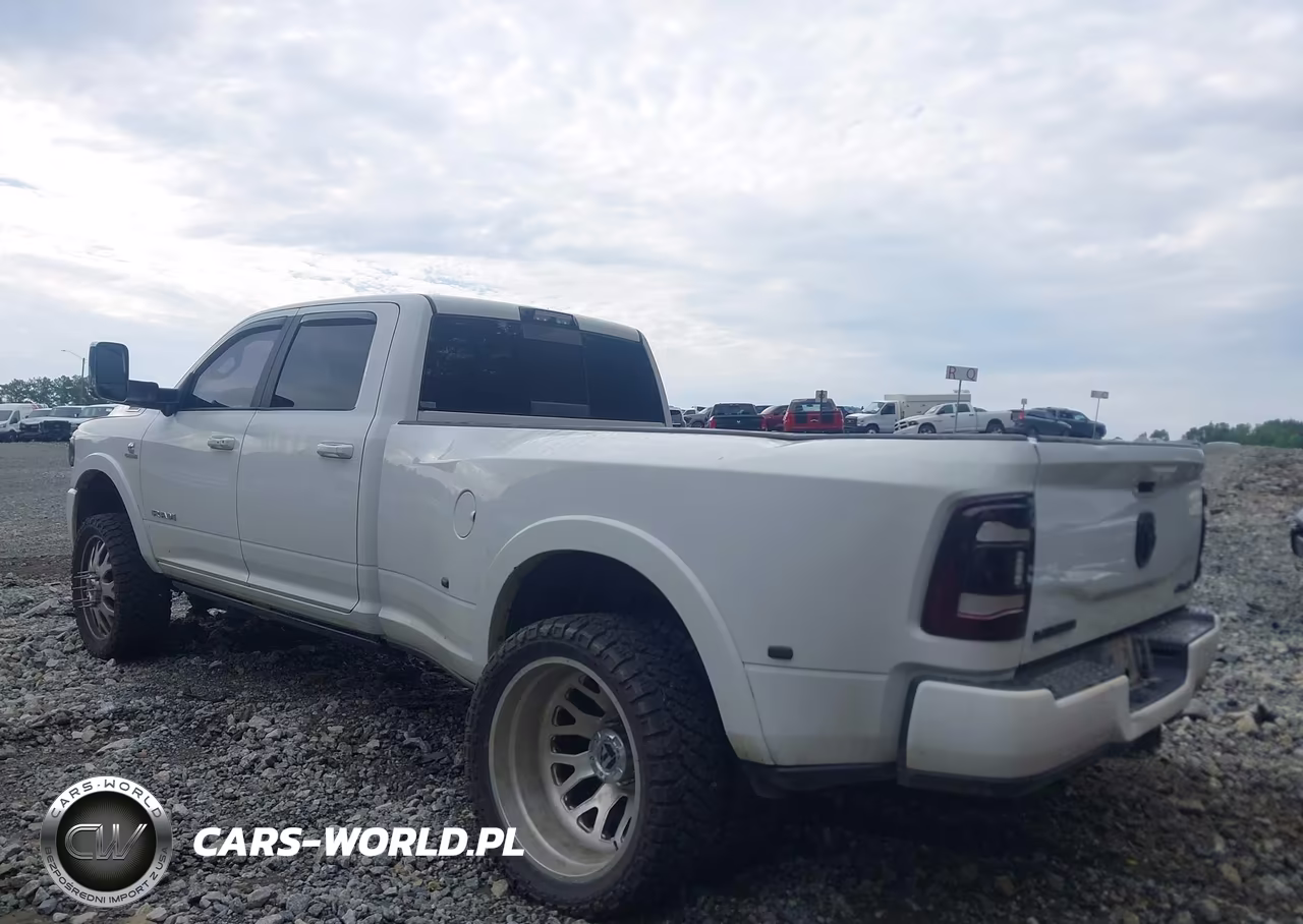 2019 Ram 3500 Laramie 4X4 8' Box VIN:3C63RRJL1KG618384 - 4