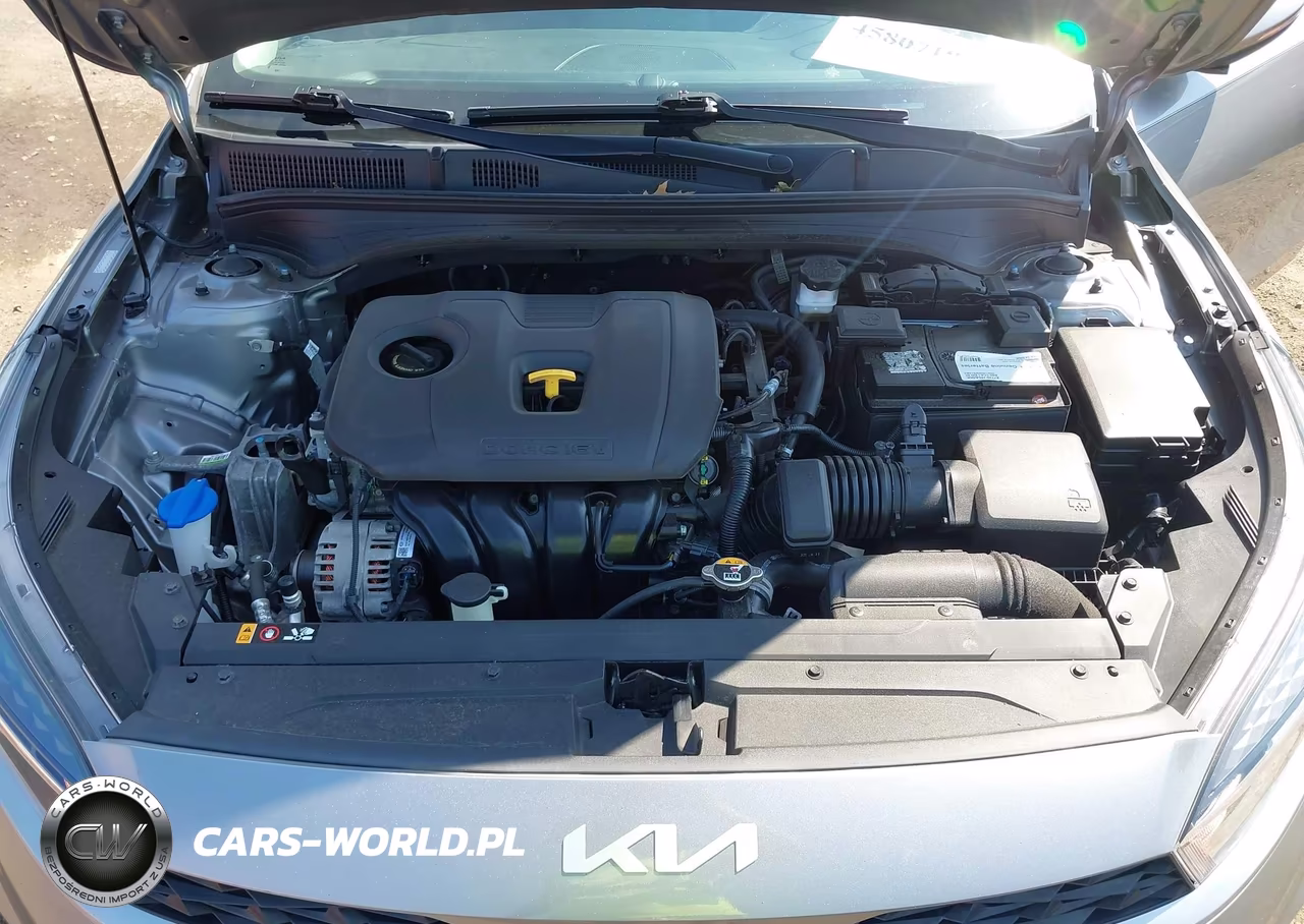 2023 Kia Forte Lxs VIN:3KPF24AD3PE583615 - 10