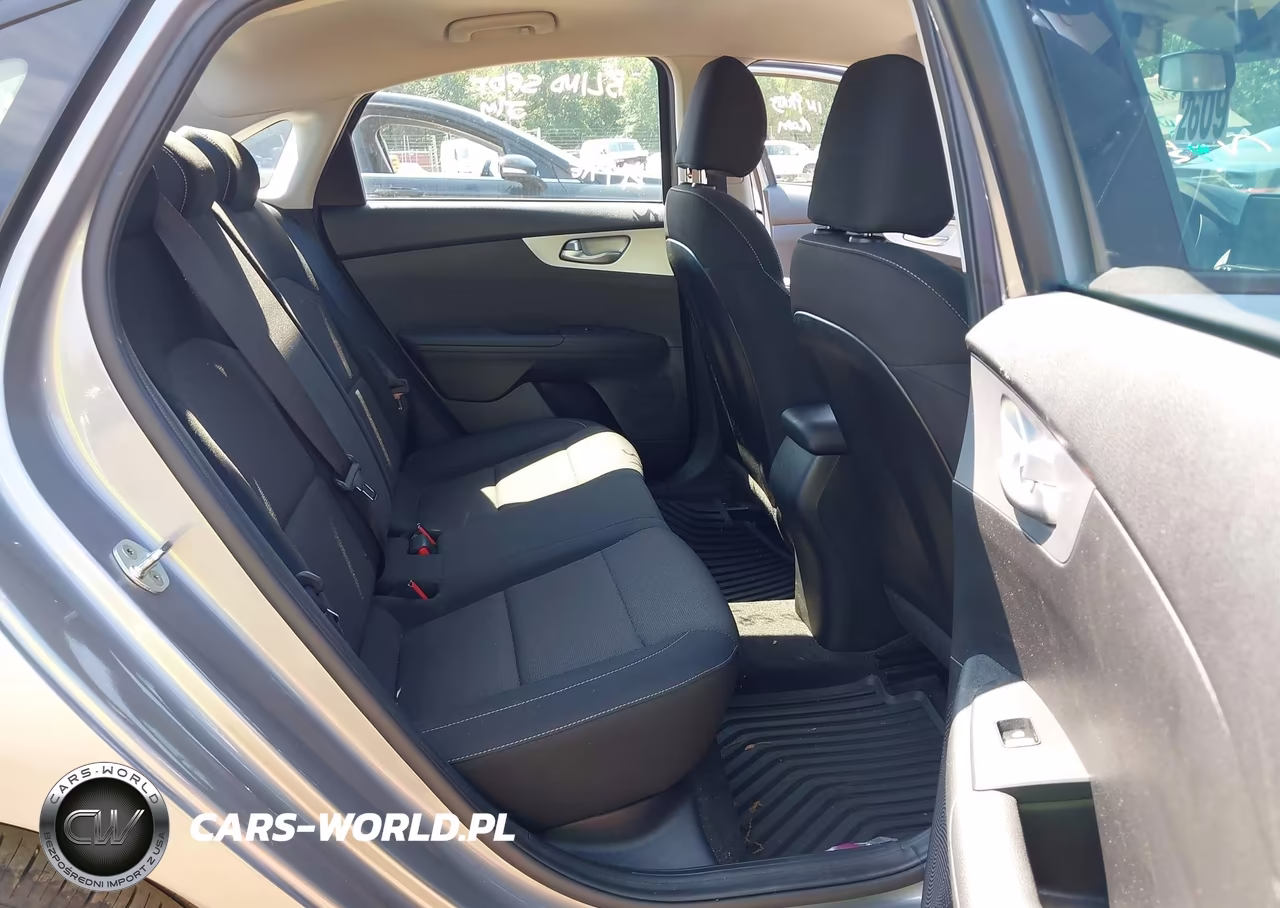 2023 Kia Forte Lxs VIN:3KPF24AD3PE583615 - 8