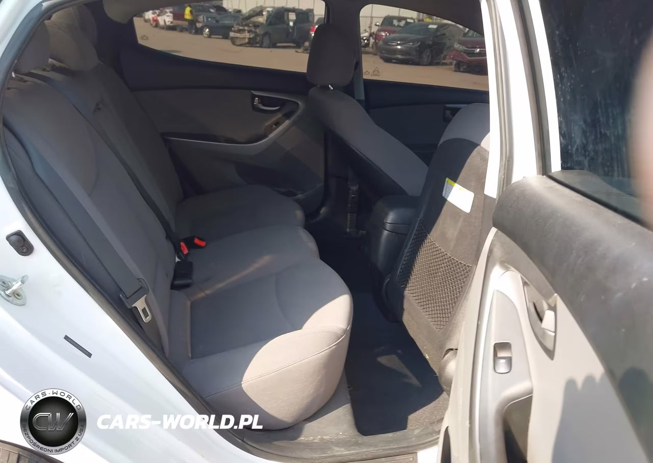 2016 Hyundai Elantra Se VIN:5NPDH4AE2GH678175 - 8