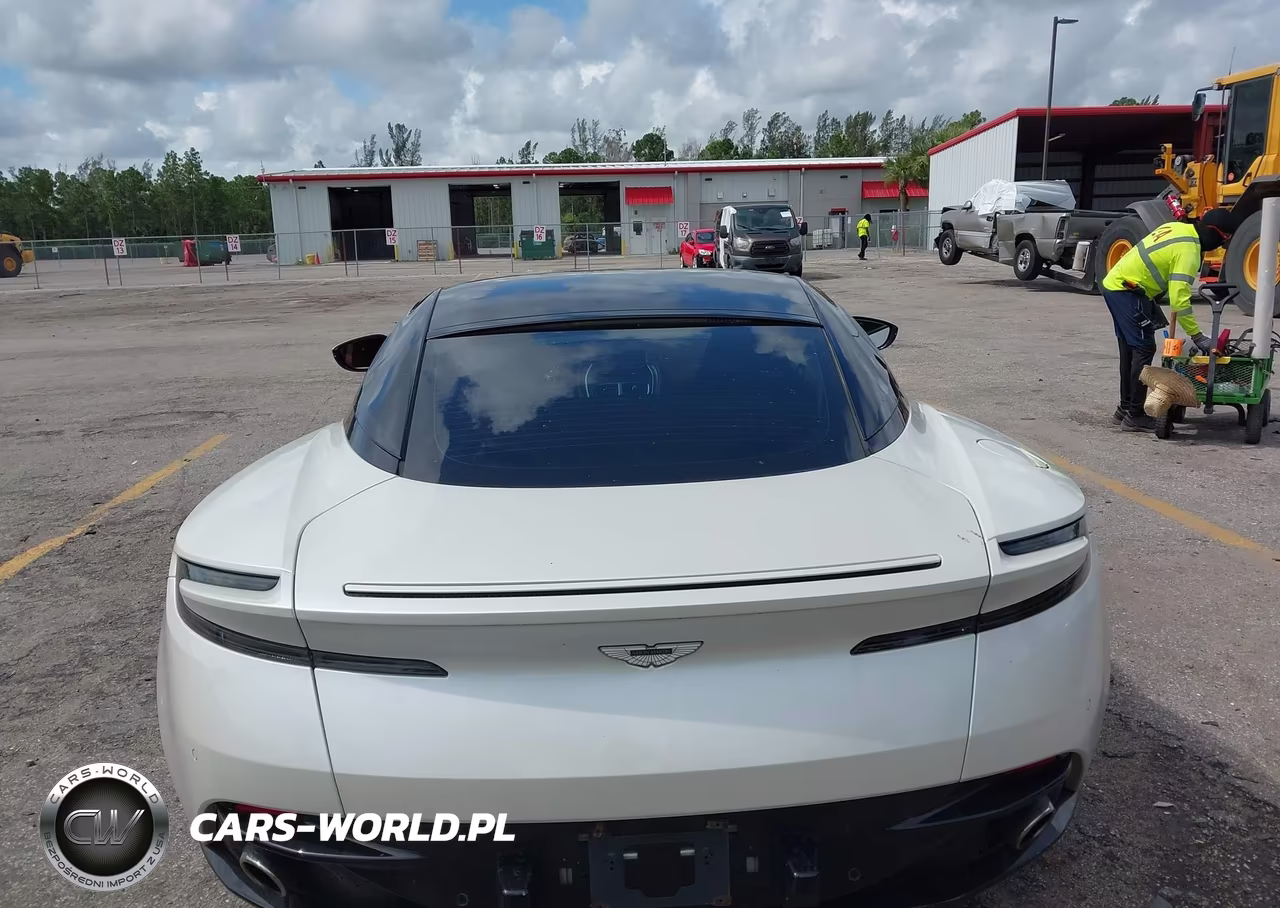 2017 Aston Martin Db11 Launch Edition VIN:SCFRMFAV1HGL02877 - 16