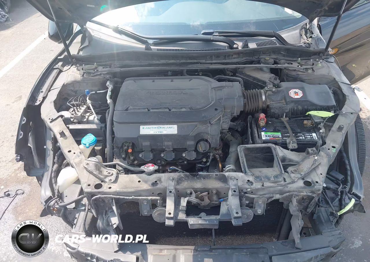 2017 Honda Accord Touring V6 VIN:1HGCR3F99HA000581 - 10