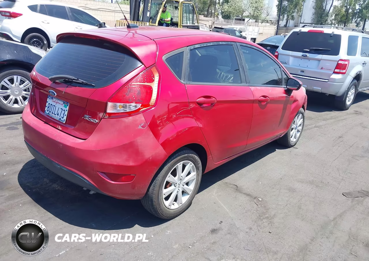 2011 Ford Fiesta Se VIN:3FADP4EJ5BM196660 - 4