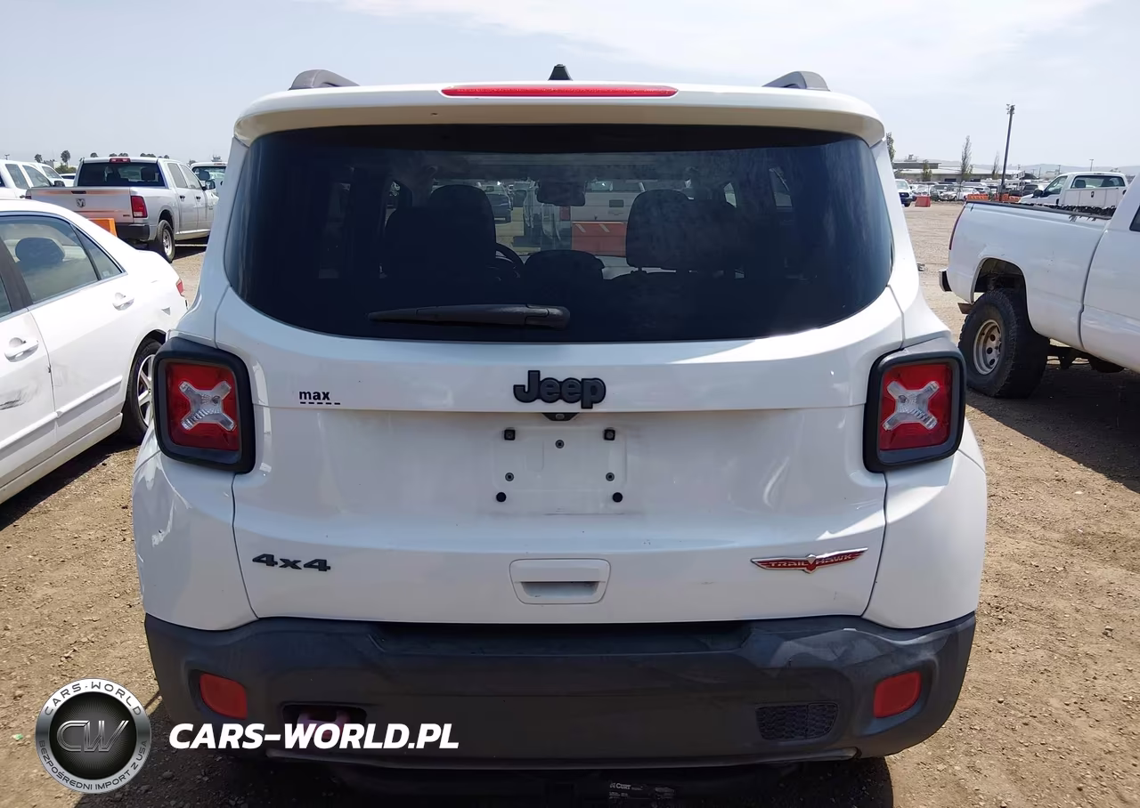 2018 Jeep Renegade Trailhawk 4X4 VIN:ZACCJBCBXJPG88698 - 16