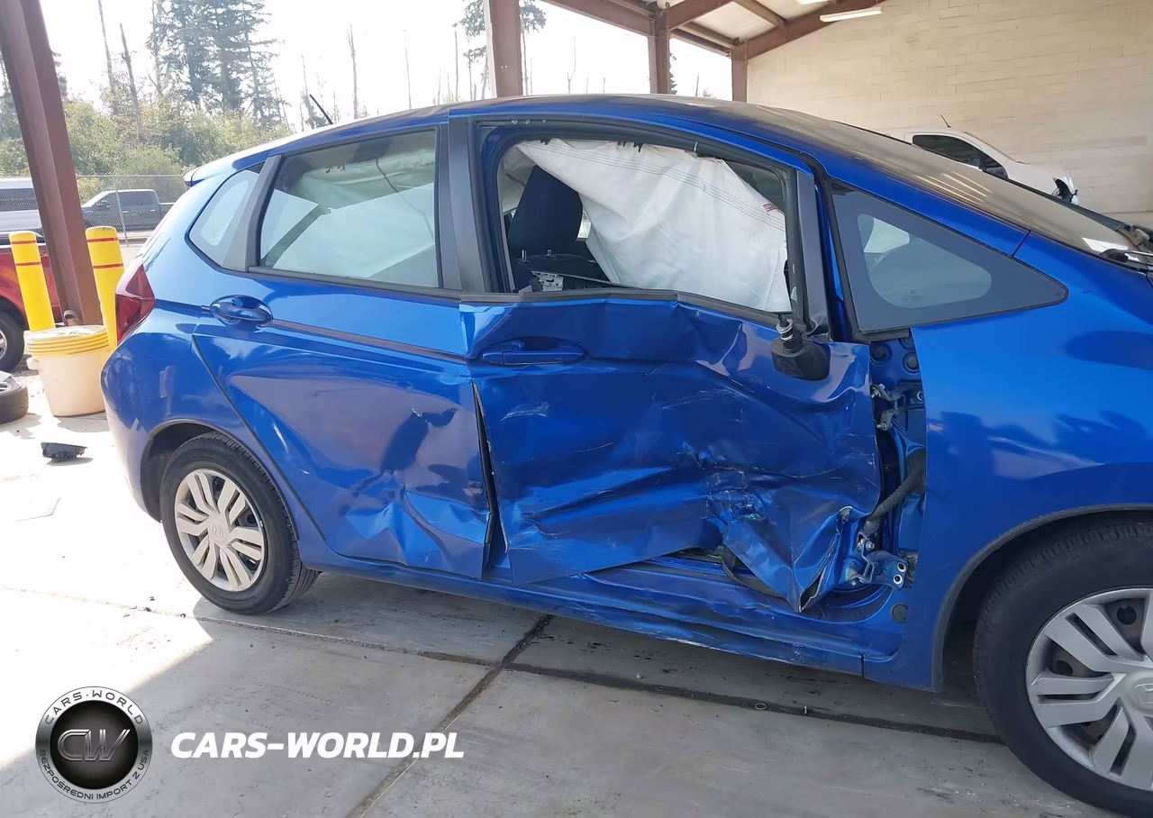 2015 Honda Fit Lx VIN:3HGGK5H50FM779221 - 6