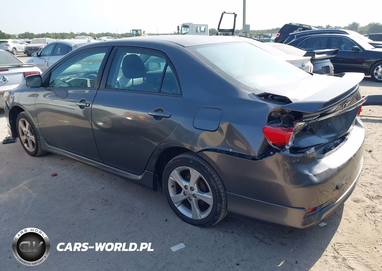 2013 Toyota Corolla S VIN:5YFBU4EE9DP160284 - 3