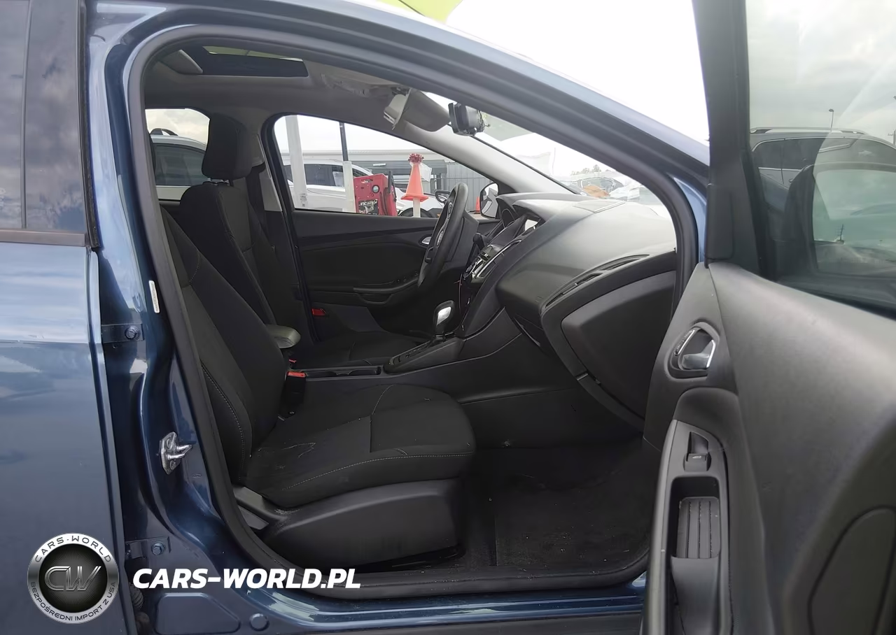 2018 Ford Focus Sel VIN:1FADP3H26JL230717 - 5