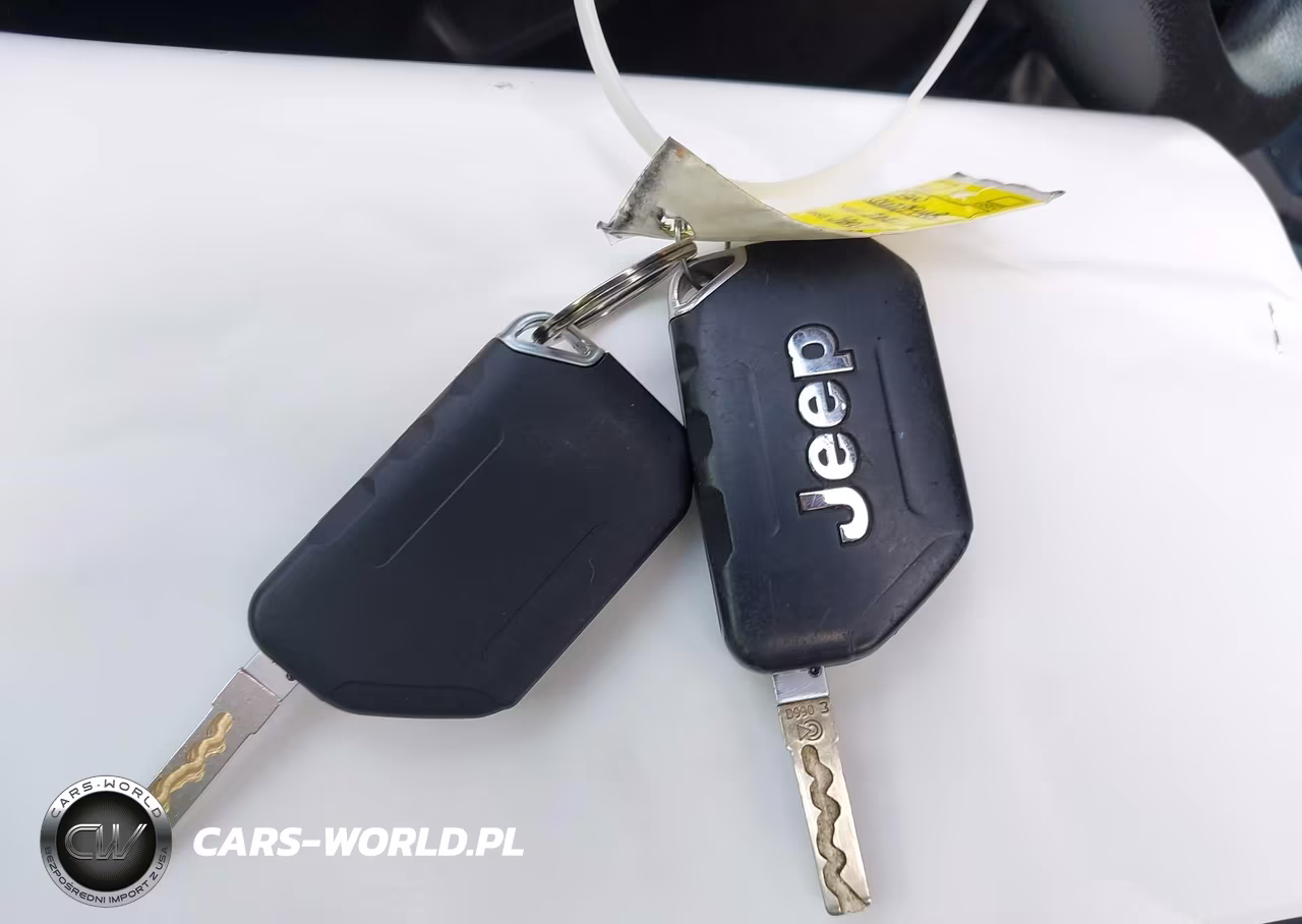 2021 Jeep Wrangler Sport 4X4 VIN:1C4GJXAG5MW779804 - 11