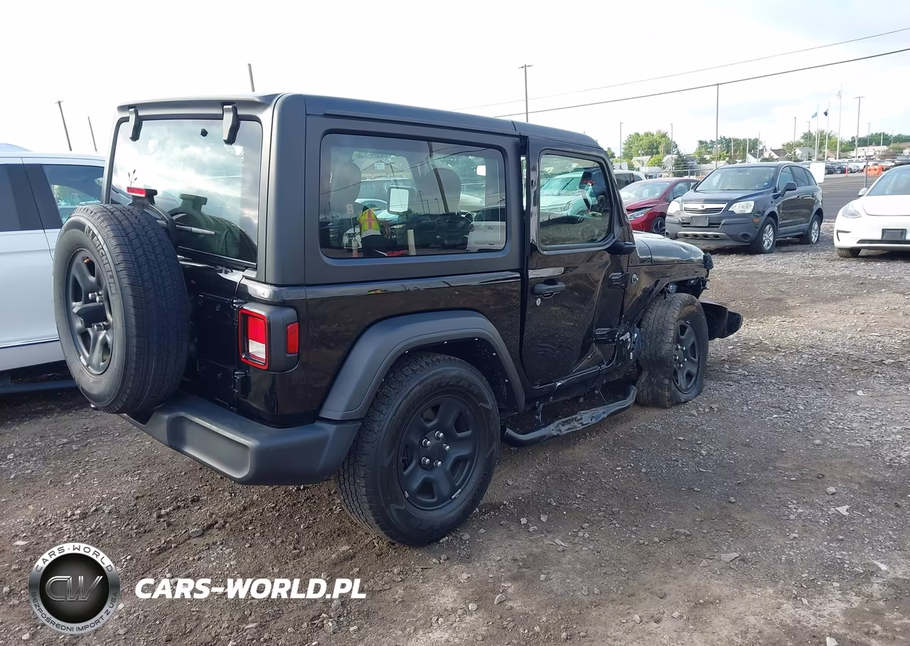 2021 Jeep Wrangler Sport 4X4 VIN:1C4GJXAG5MW779804 - 4