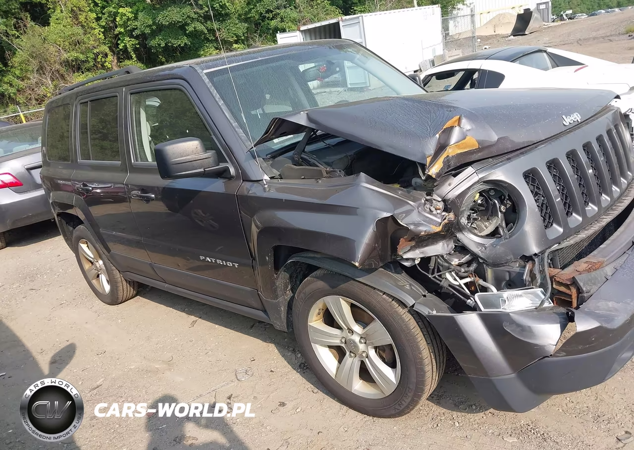 2015 Jeep Patriot Latitude – zdjęcie 1 z 10