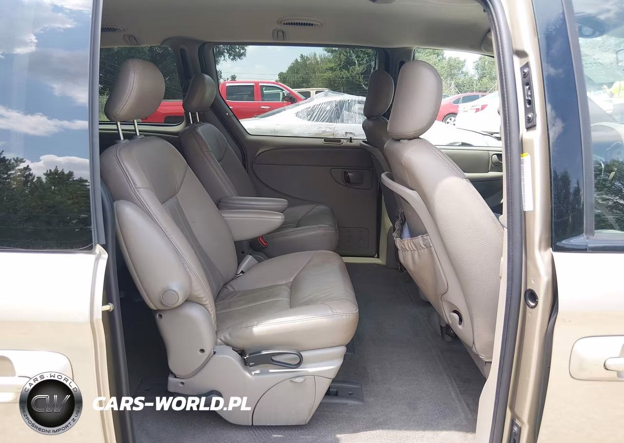 2003 Chrysler Town & Country Ex VIN:2C4GP74L93R163280 - 8