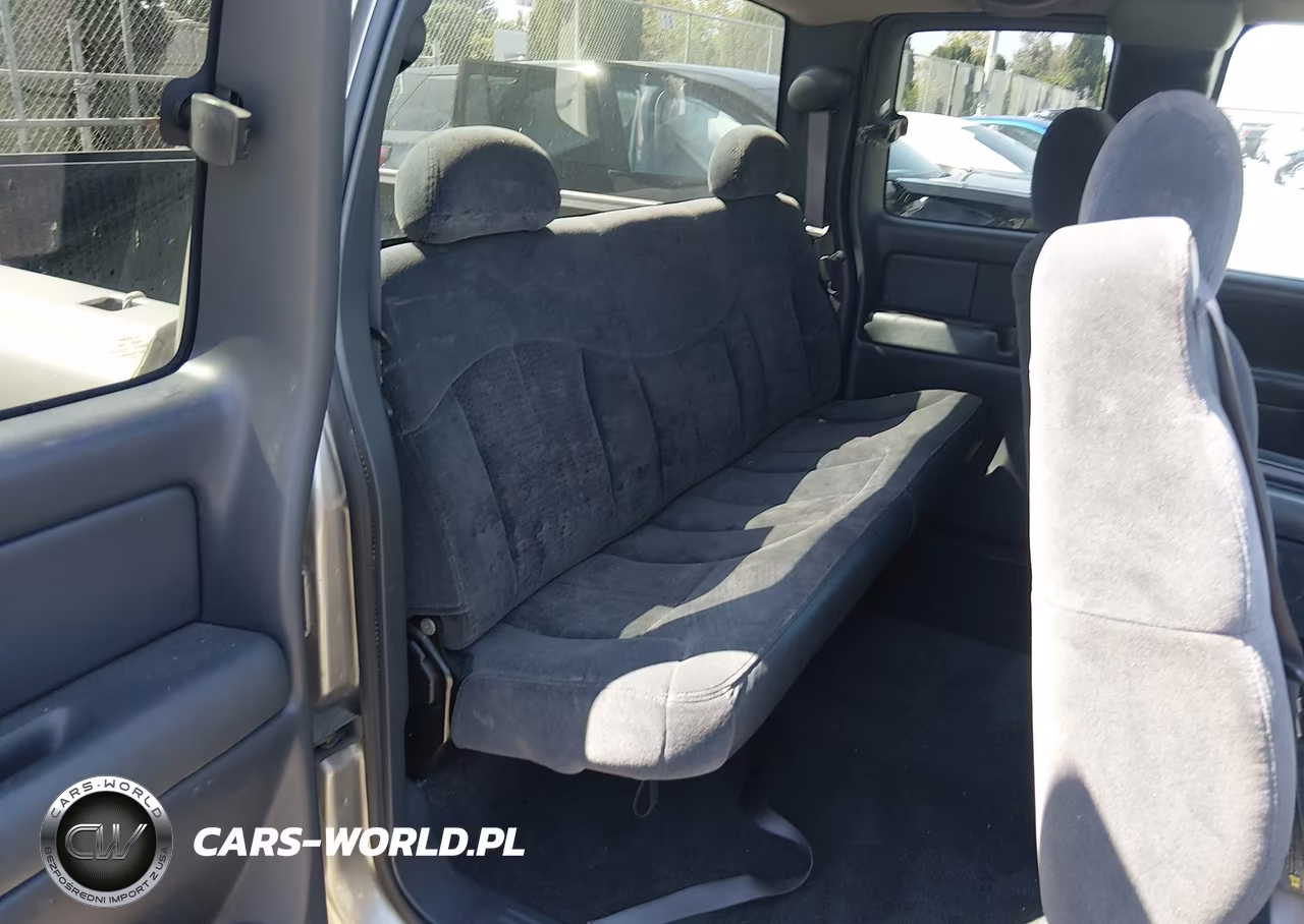 2000 Chevrolet Silverado 1500 Ls VIN:2GCEC19V4Y1311304 - 8