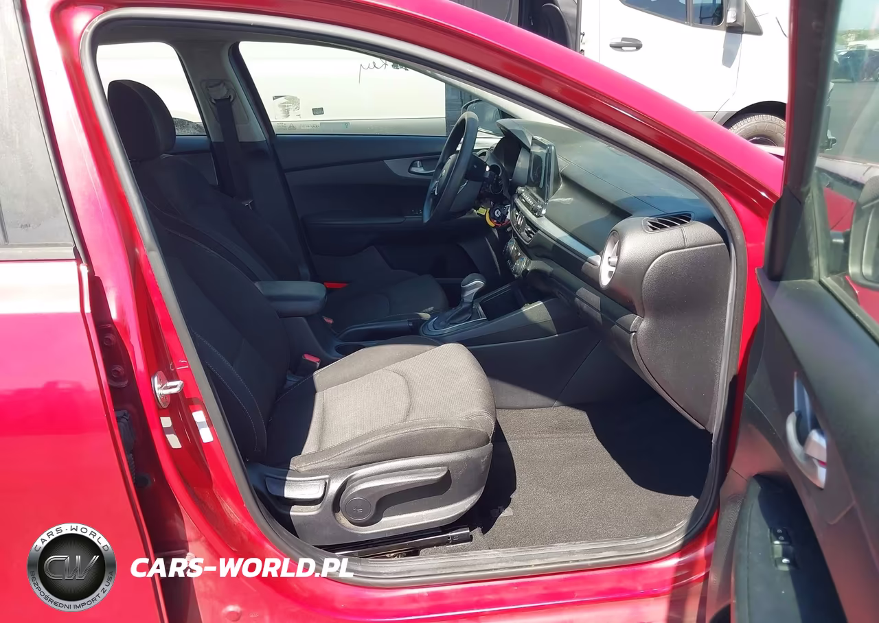 2019 Kia Forte Lxs VIN:3KPF24AD8KE072667 - 5