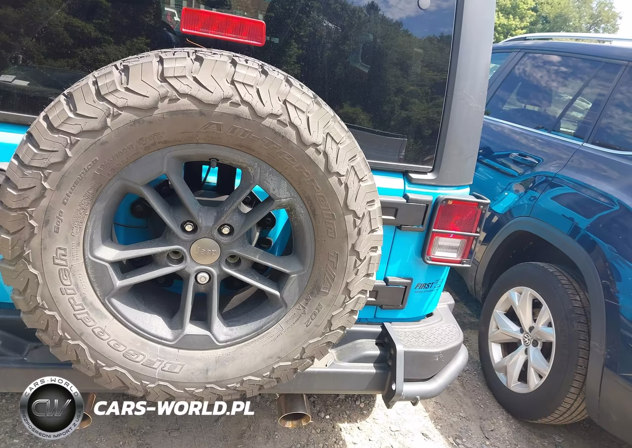 2017 Jeep Wrangler Unlimited Winter VIN:1C4BJWEG2HL570705 - 16