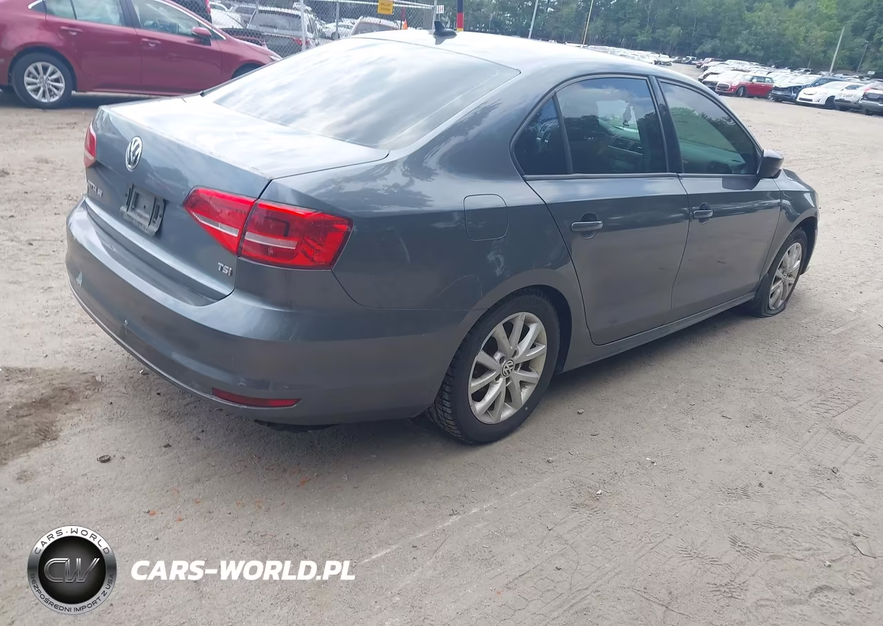 2015 Volkswagen Jetta 1.8T Se VIN:3VWD17AJ0FM218943 - 4