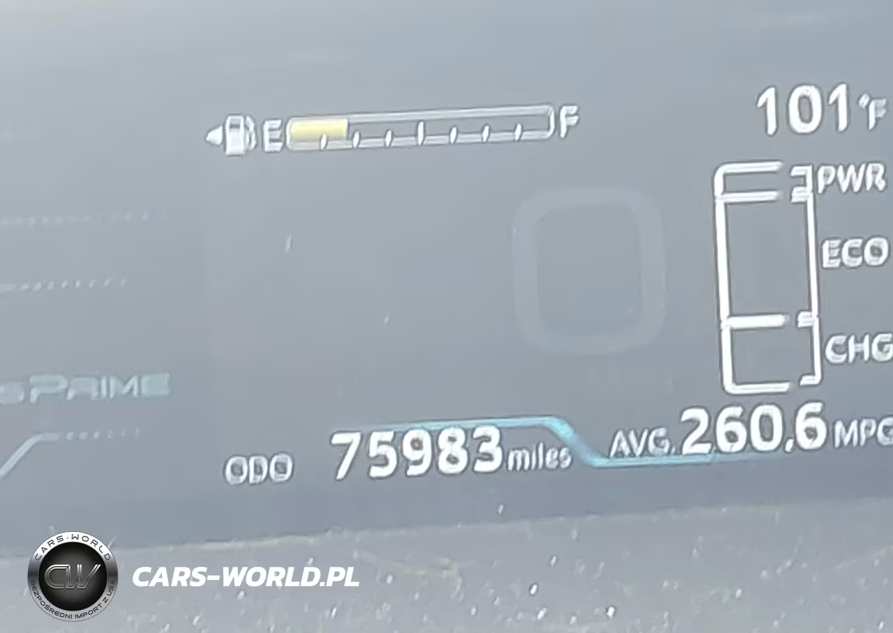 2018 Toyota Prius Prime Plus VIN:JTDKARFP6J3092889 - 15