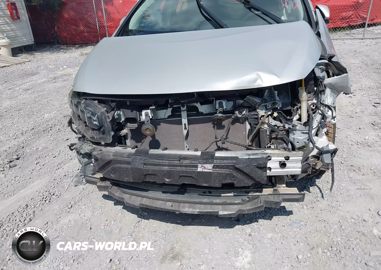 2018 Toyota Prius Prime Plus VIN:JTDKARFP6J3092889 - 17