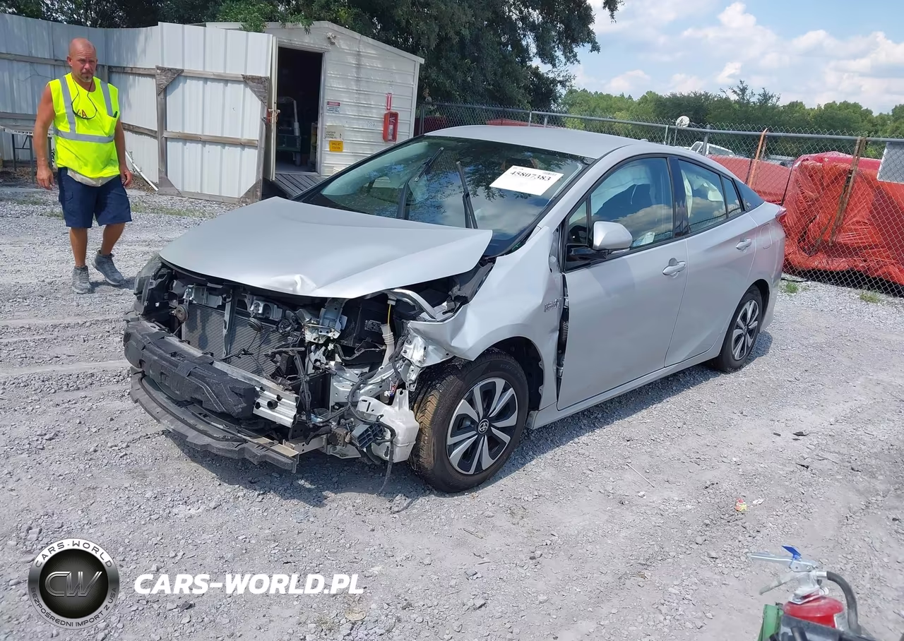 2018 Toyota Prius Prime Plus VIN:JTDKARFP6J3092889 - 2