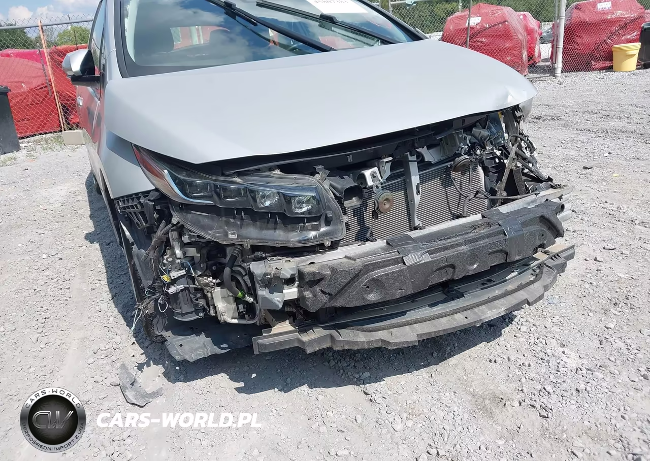 2018 Toyota Prius Prime Plus VIN:JTDKARFP6J3092889 - 6