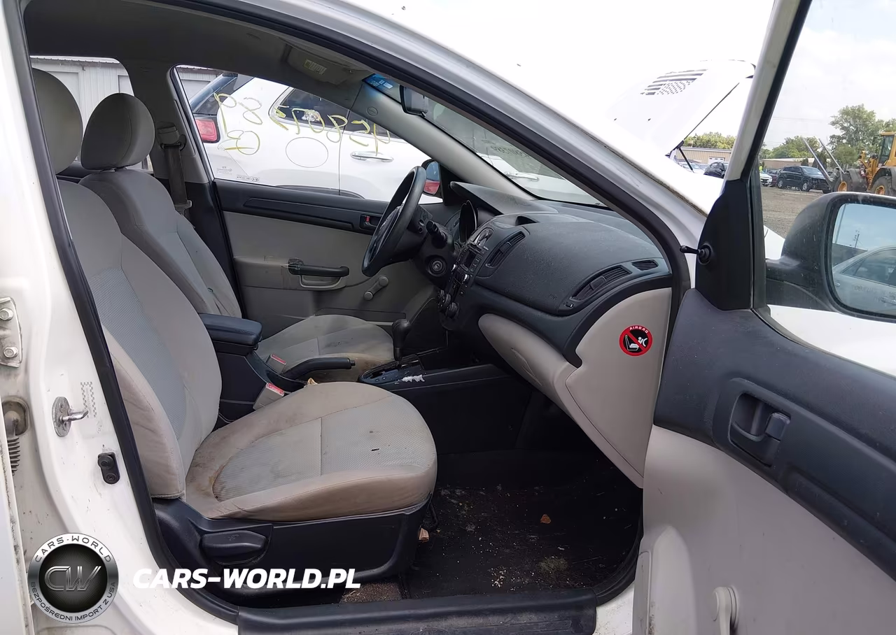 2010 Kia Forte Lx VIN:KNAFT4A27A5285063 - 5