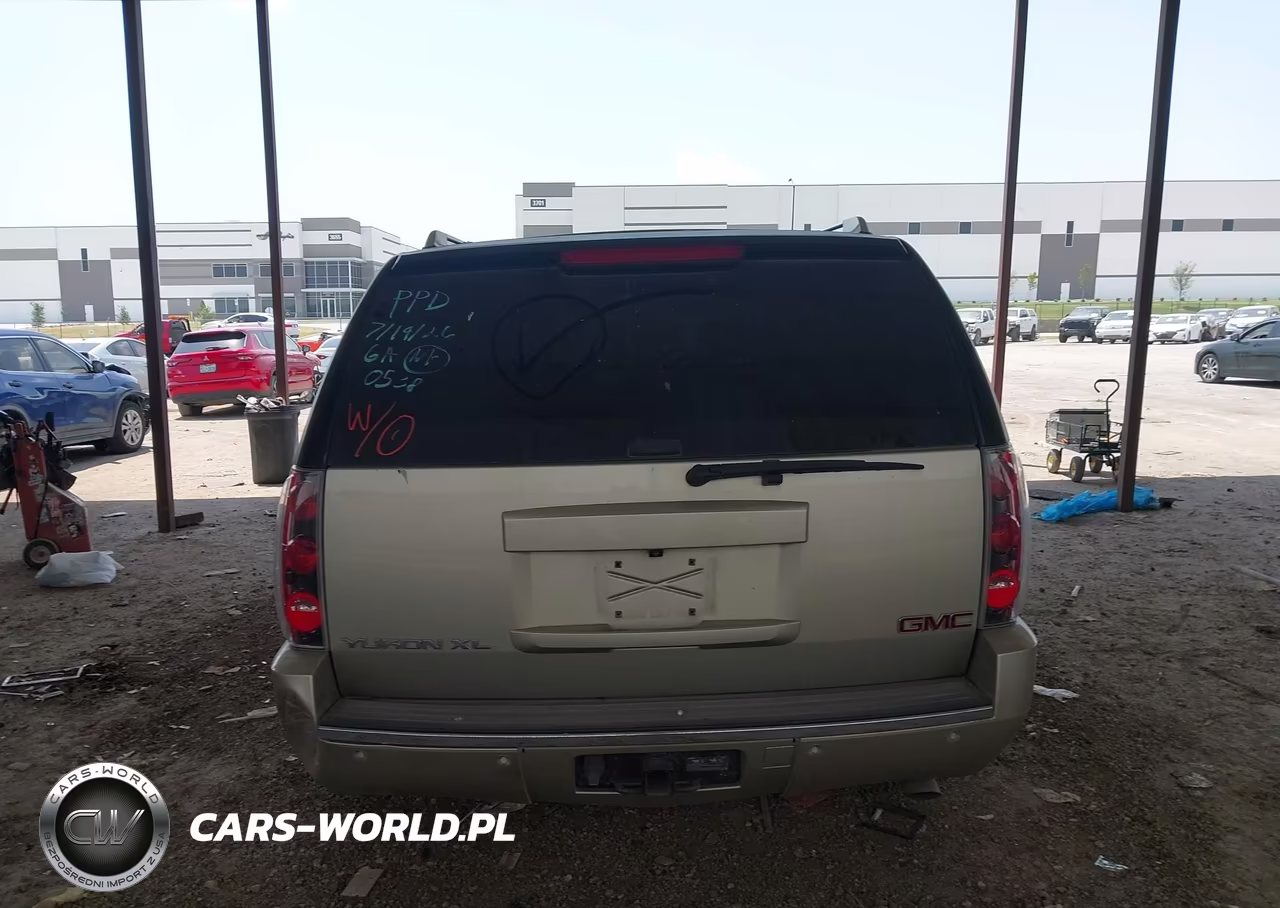2014 GMC Yukon Xl 1500 Denali VIN:1GKS1MEF6ER210538 - 16