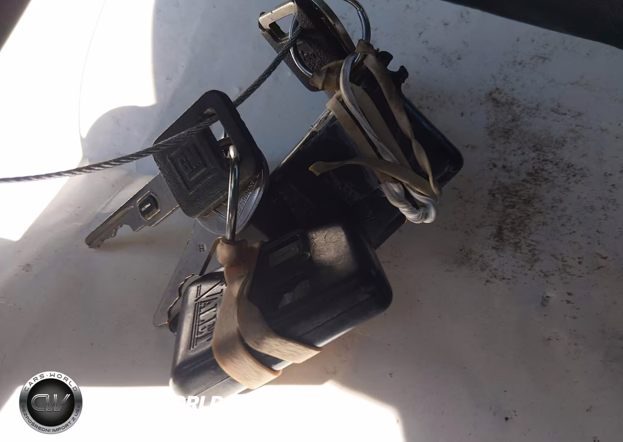 1993 Cadillac Deville VIN:1G6CD53B0P4313857 - 11