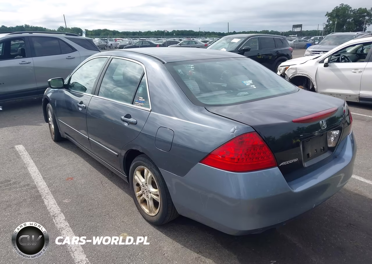 2007 Honda Accord 2.4 Ex VIN:1HGCM56747A135684 - 3