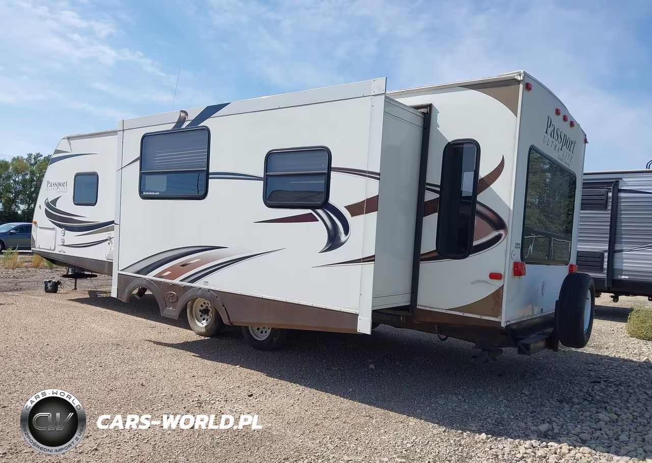 2014 Keystone Ulta Lite Grand Tour VIN:4YDT28929ET413659 - 3