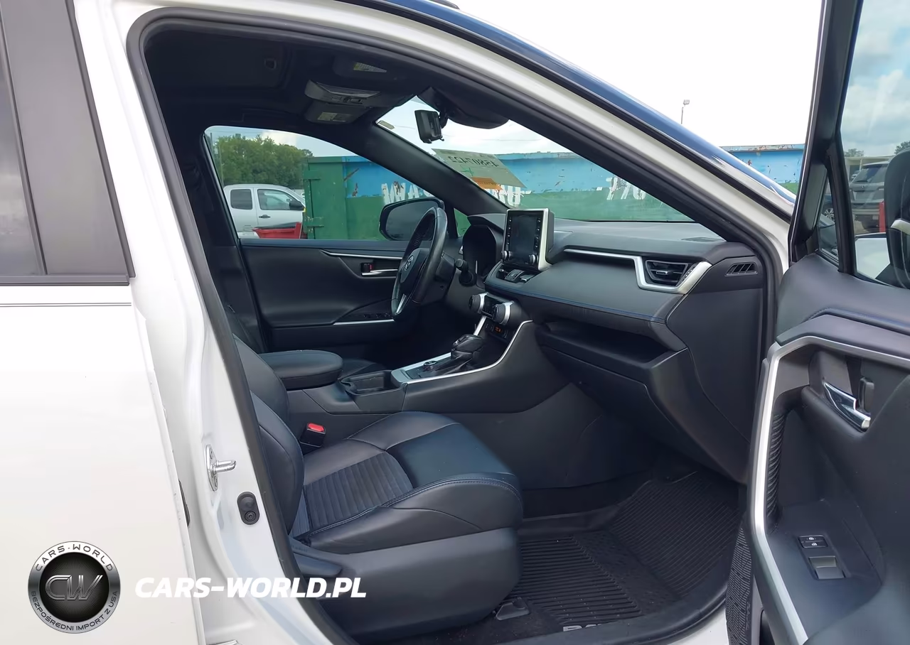 2019 Toyota Rav4 Hybrid Xse VIN:2T3EWRFV7KW008736 - 5