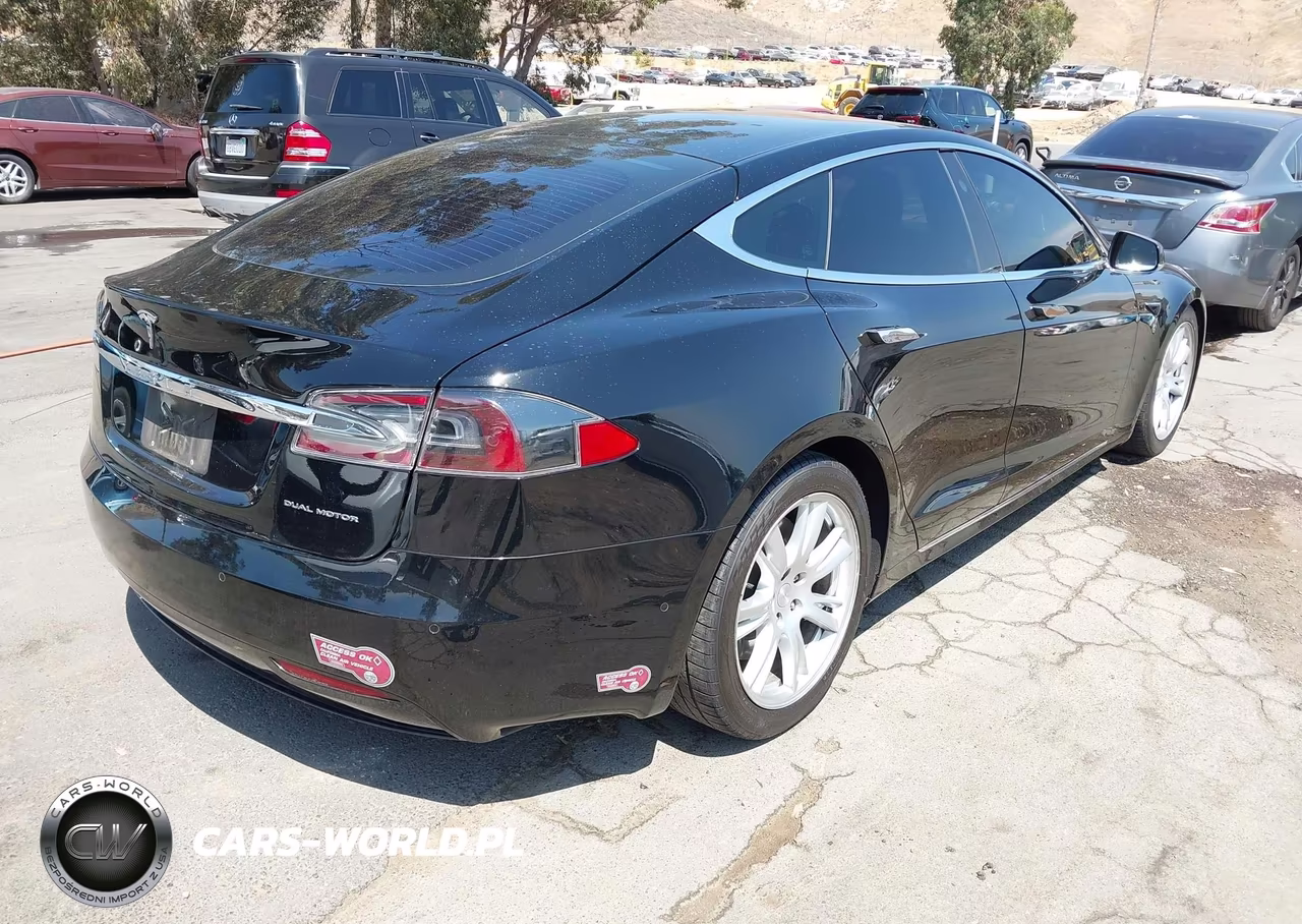 2020 Tesla Model S Long Range Dual Motor All-Wheel Drive-Long Range Plus Dual Motor All-Wheel Drive VIN:5YJSA1E29LF408802 - 4
