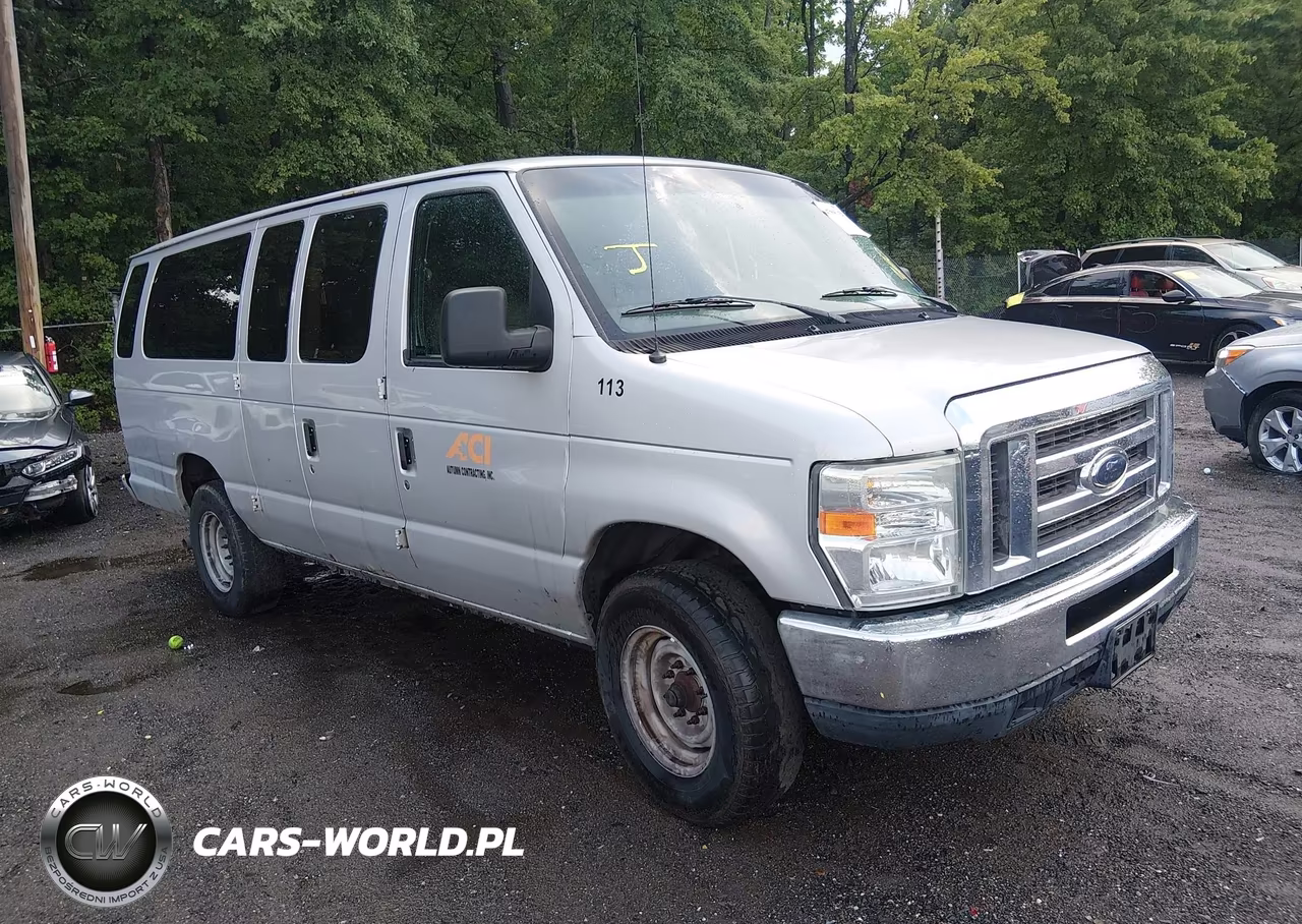 2011 Ford E-350 Super Duty Xlt
