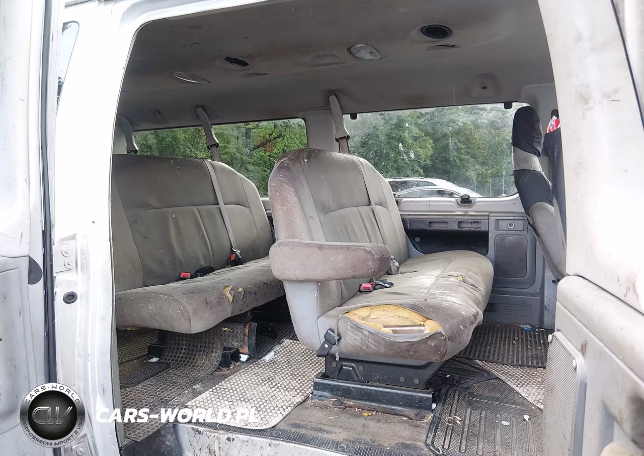 2011 Ford E-350 Super Duty Xlt VIN:1FBSS3BL9BDB38034 - 8
