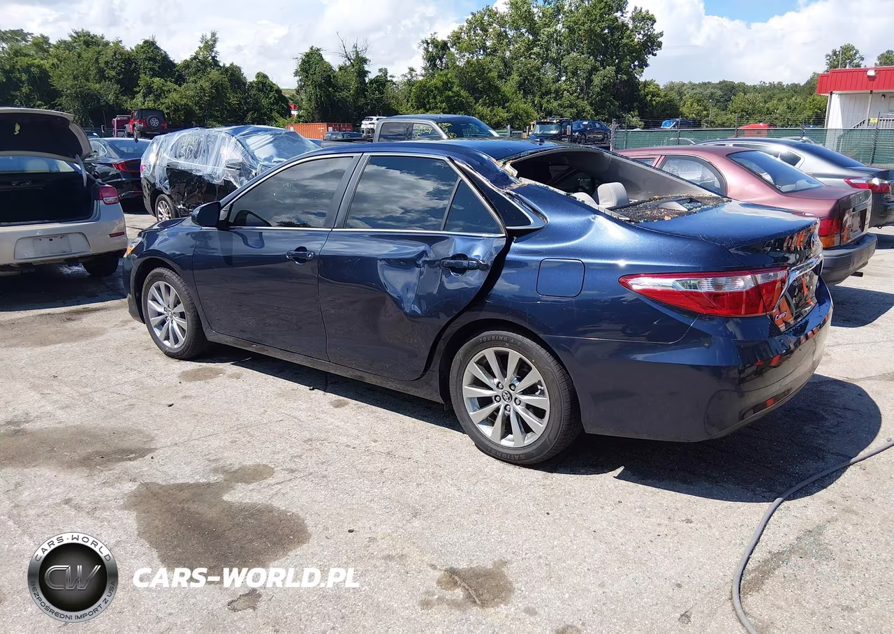 2017 Toyota Camry Xle VIN:4T1BF1FK2HU712158 - 3