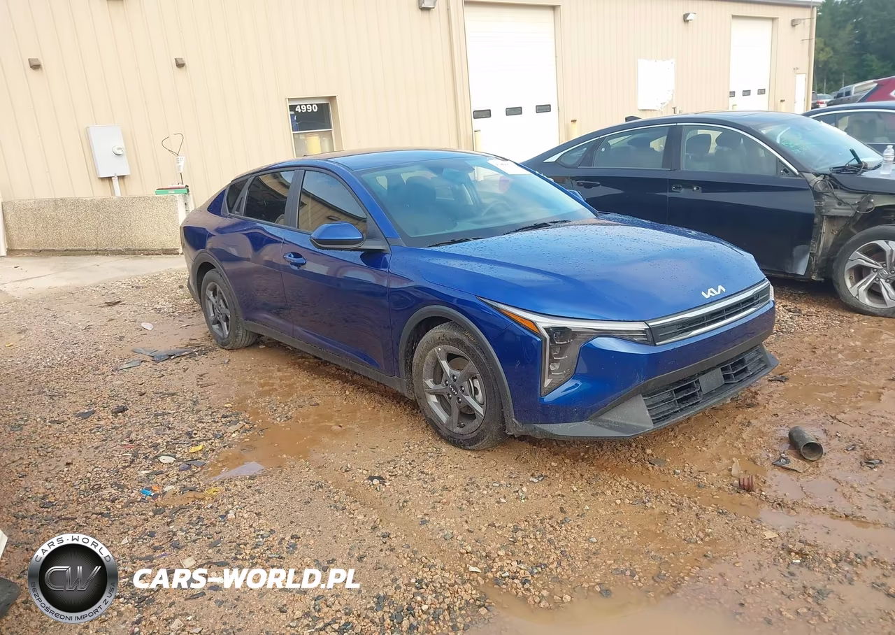 2025 Kia K4 Lxs