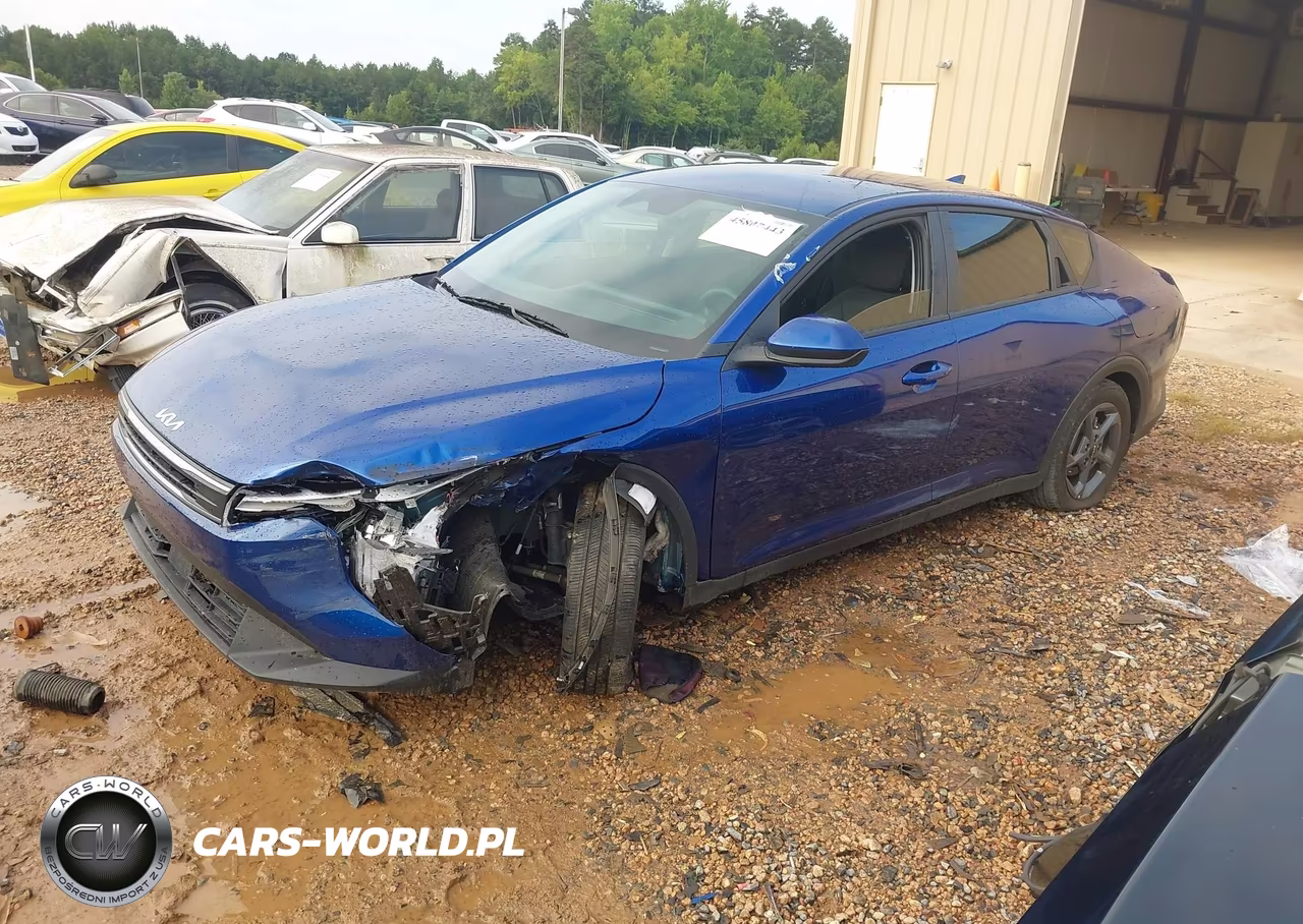 2025 Kia K4 Lxs VIN:3KPFT4DE4SE046004 - 2