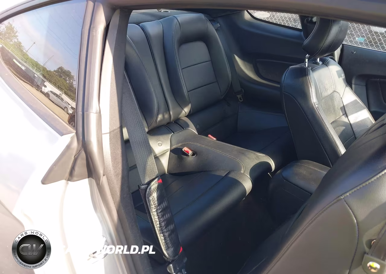2015 Ford Mustang Ecoboost VIN:1FA6P8TH4F5330652 - 8