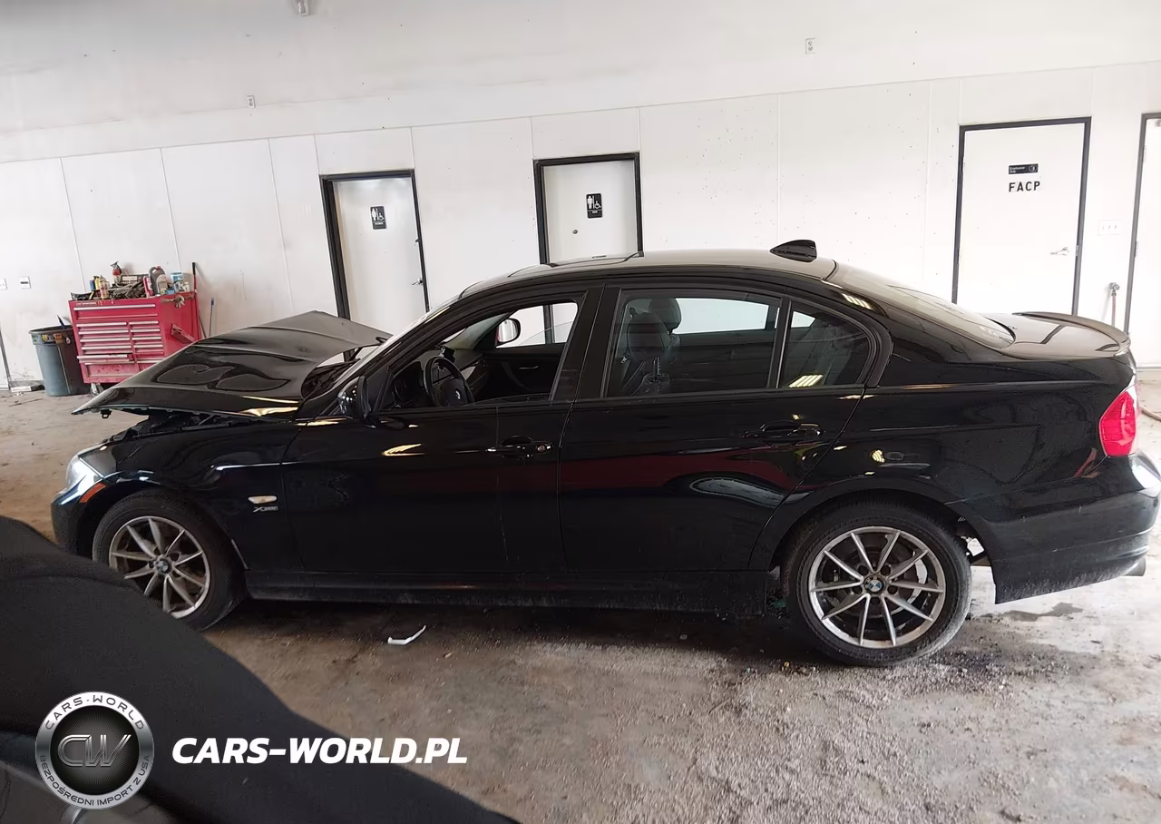 2010 BMW 328I xDrive VIN:WBAPK7C59AA459769 - 13