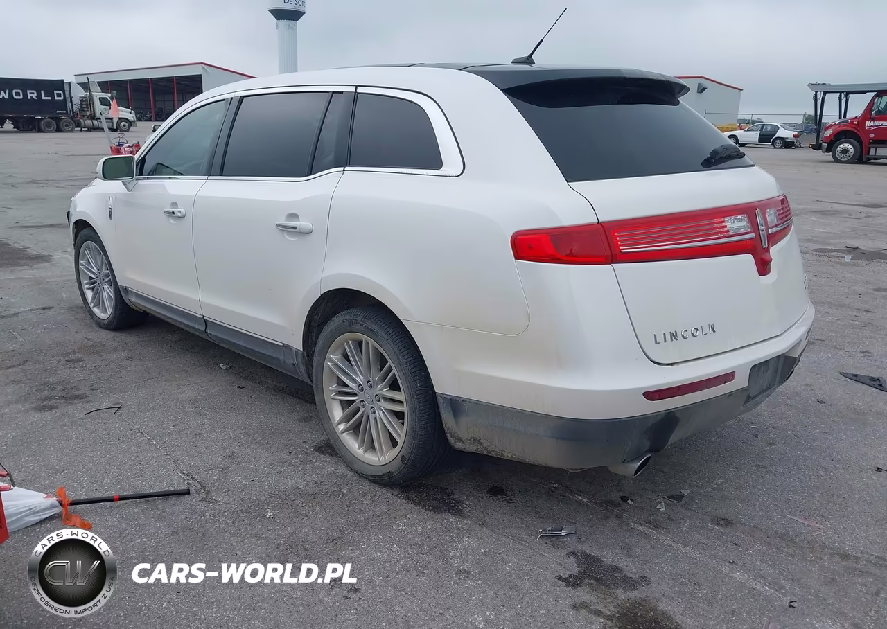 2019 Lincoln Mkt Reserve VIN:2LMHJ5AT6KBL03341 - 3