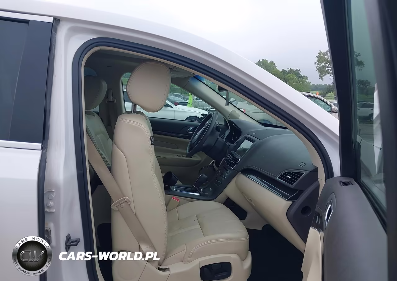 2019 Lincoln Mkt Reserve VIN:2LMHJ5AT6KBL03341 - 5