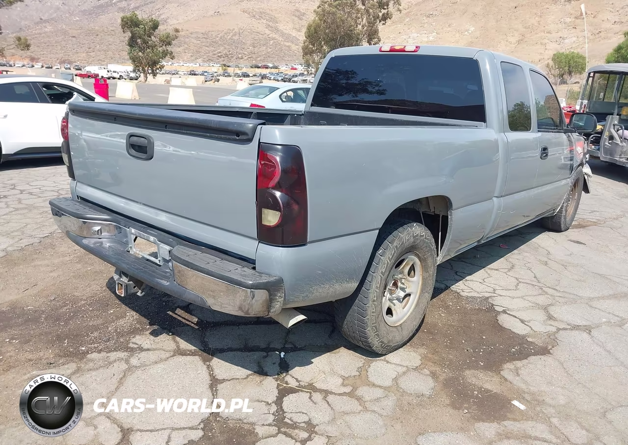 2002 Chevrolet Silverado 1500 Ls VIN:2GCEC19V621132012 - 4