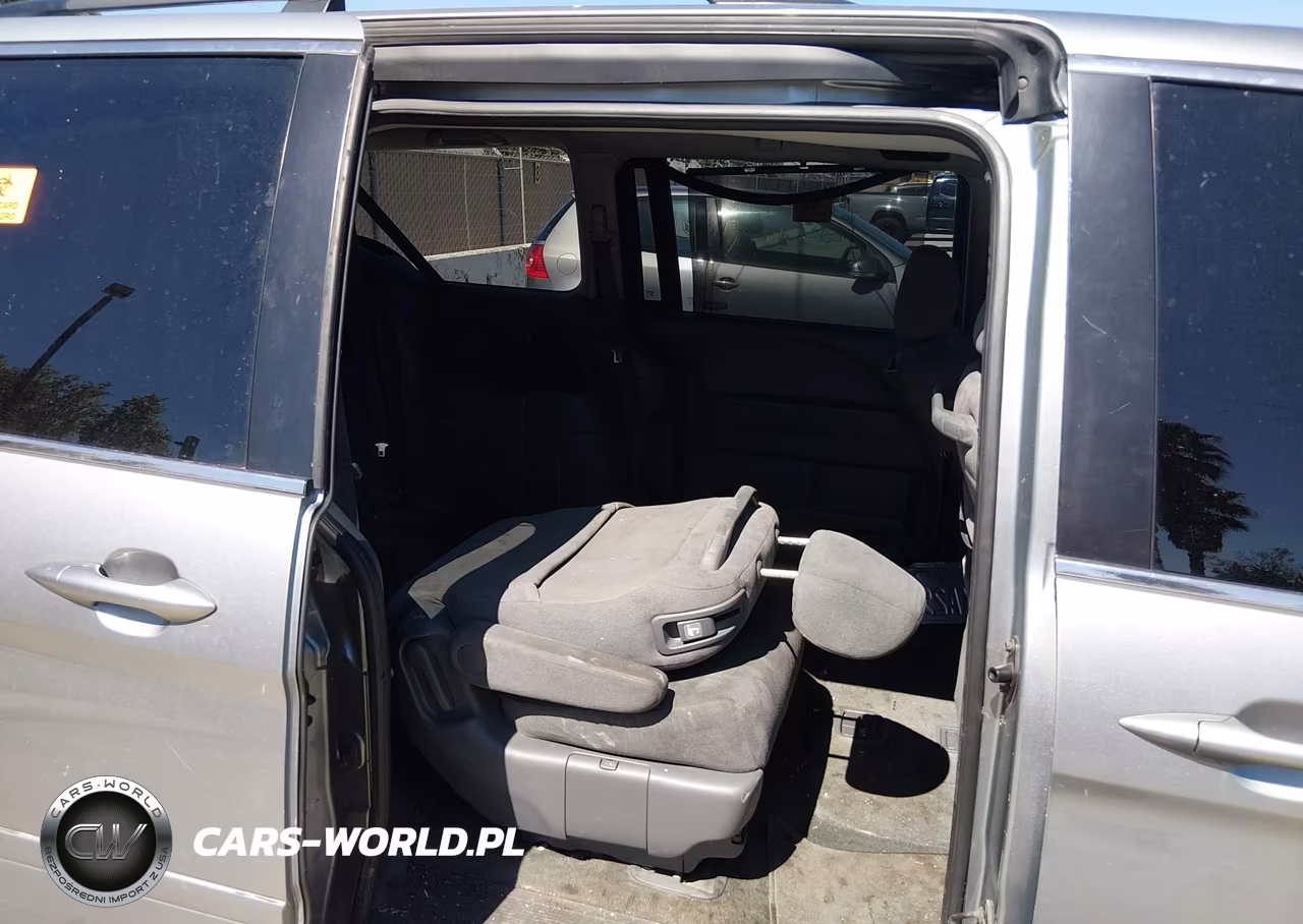 2007 Honda Odyssey Ex VIN:5FNRL38467B015699 - 8