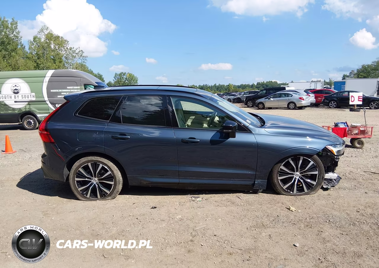 2025 Volvo Xc60 B5 Plus VIN:YV4M12RC4S1039563 - 13