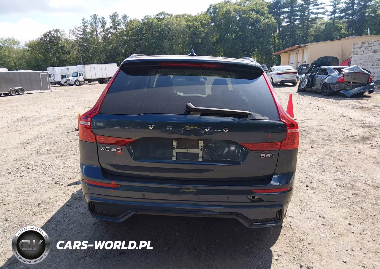 2025 Volvo Xc60 B5 Plus VIN:YV4M12RC4S1039563 - 16