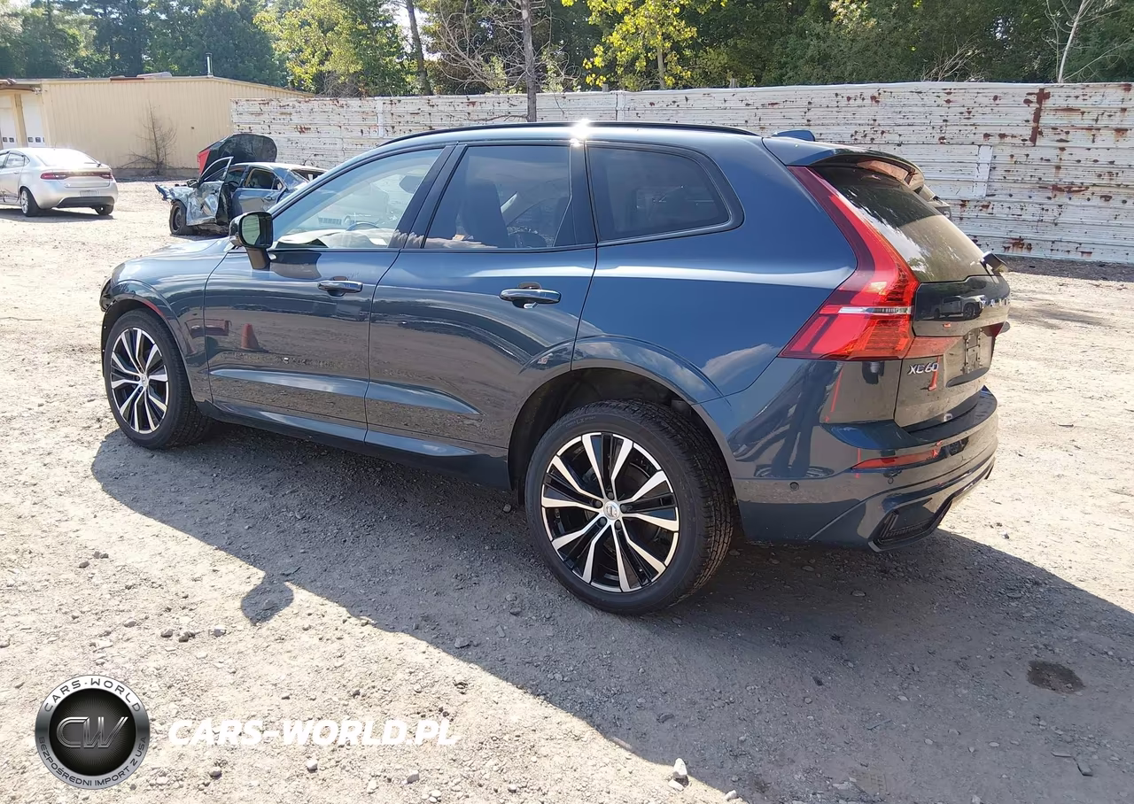 2025 Volvo Xc60 B5 Plus VIN:YV4M12RC4S1039563 - 3