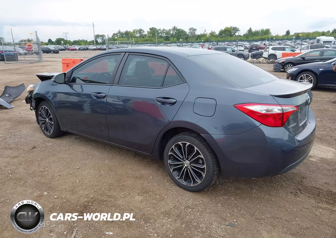 2015 Toyota Corolla S Plus VIN:2T1BURHE8FC470079 - 3