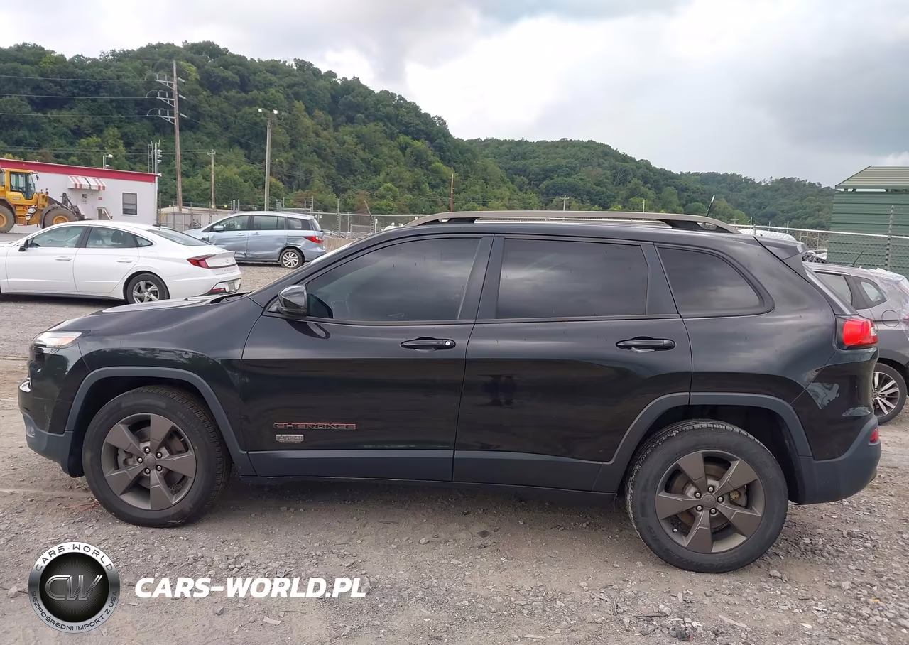2016 Jeep Cherokee 75Th Anniversary VIN:1C4PJMCS5GW250843 - 14