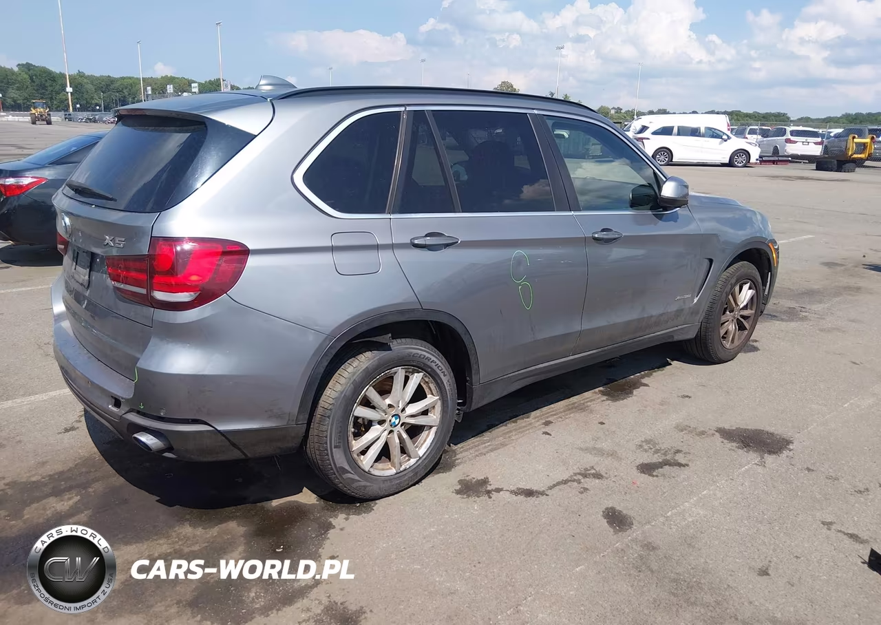 2015 BMW X5 xDrive35I VIN:5UXKR0C58F0K59798 - 4