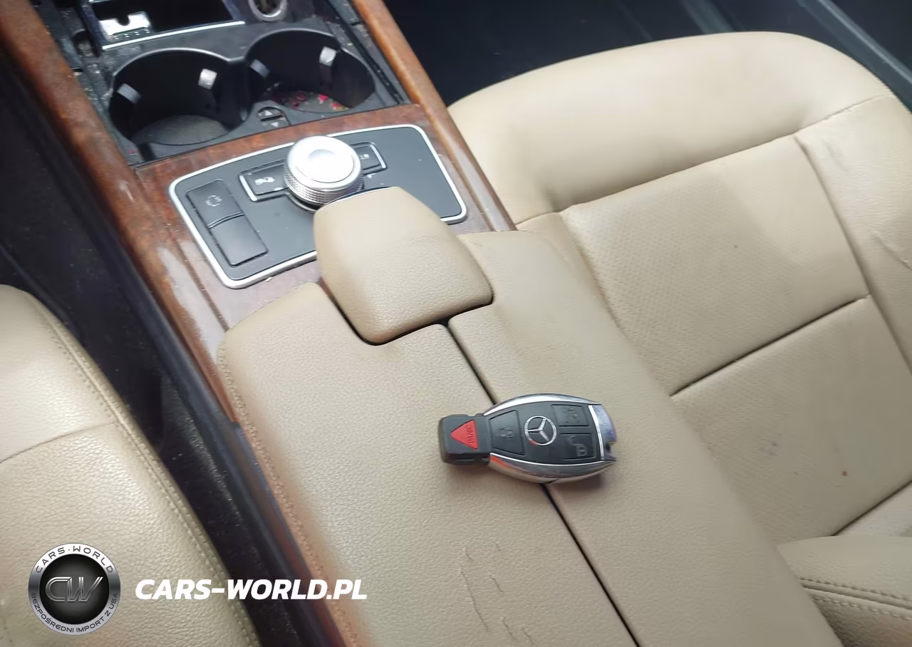 2012 Mercedes-Benz E 350 4Matic VIN:WDDHF8JB4CA653421 - 11