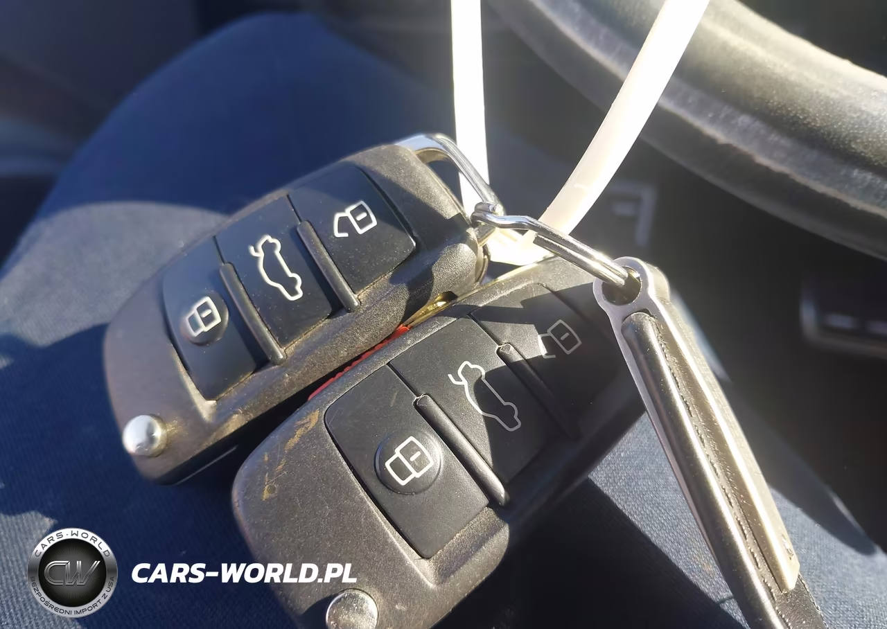 2019 Audi A3 Premium VIN:WAUAUGFF2K1010357 - 11